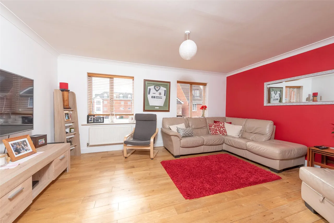 Woodland Walk, Aldershot, Hampshire, GU12 4FQ, photo 7