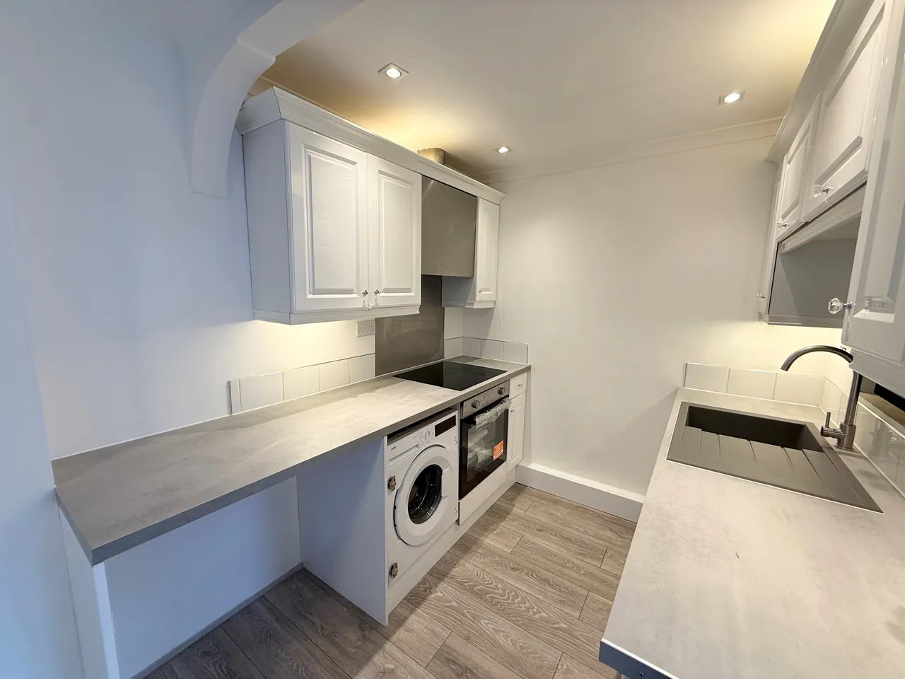 Mahon Close, ENFIELD, photo 2