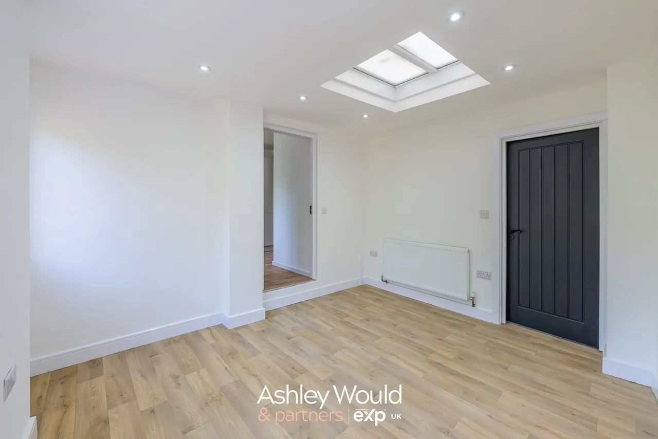 Wendover Road, Rowley Regis, B65, photo 7