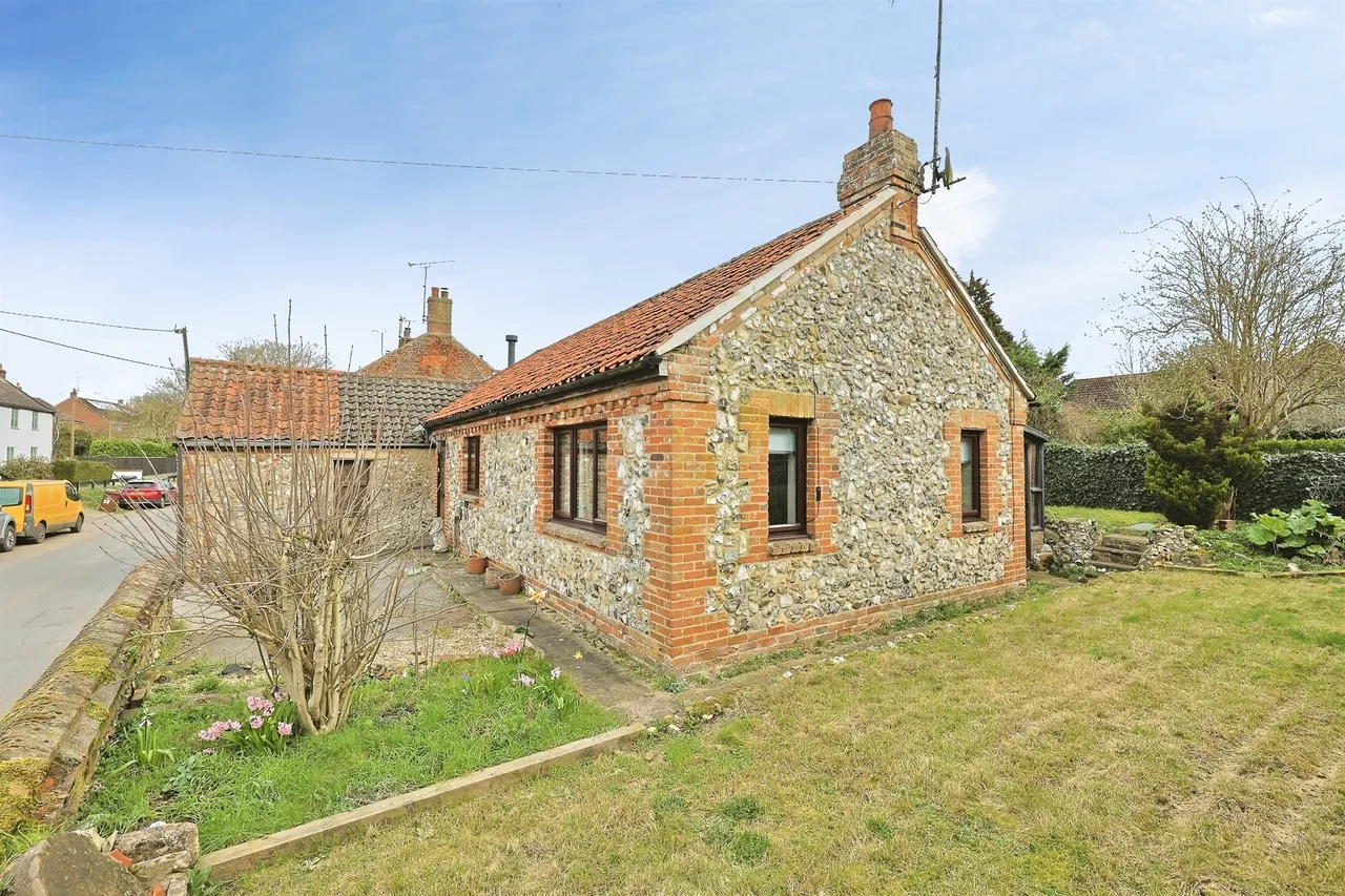 The Street, Sporle, PE32, photo 15