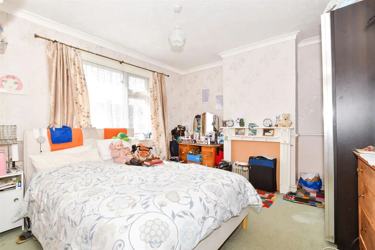 New Hythe Lane, Larkfield, ME20, photo 12