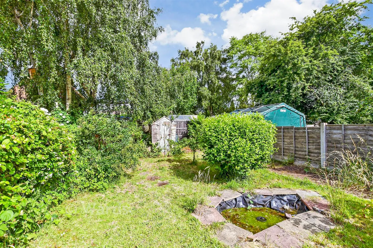 New Hythe Lane, Larkfield, ME20, photo 19
