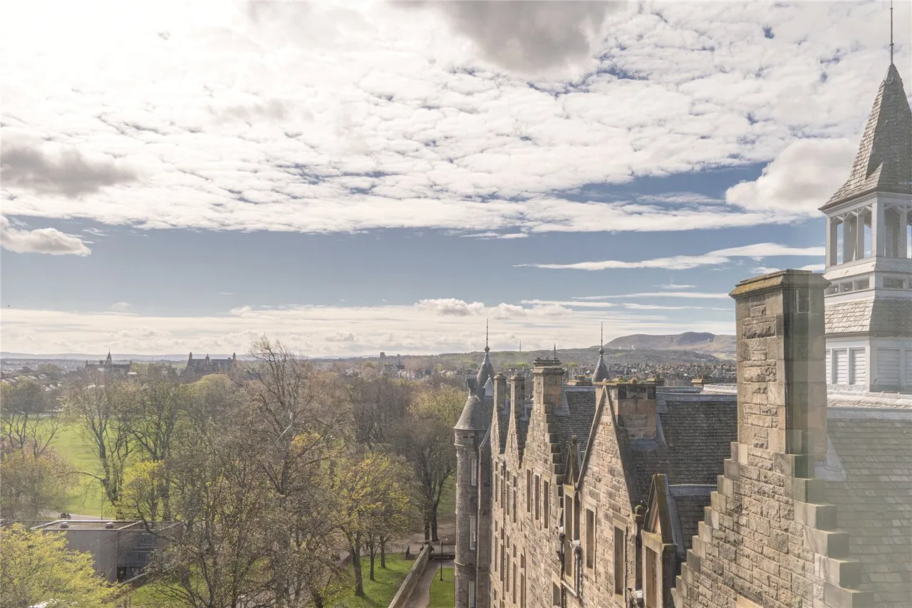 Simpson Loan, Edinburgh, EH3, photo 23