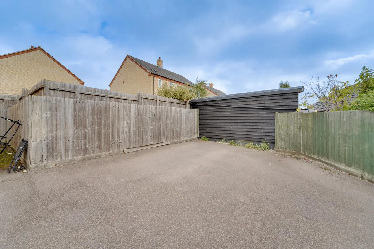 Fiona Way, Bedford, MK41, photo 24