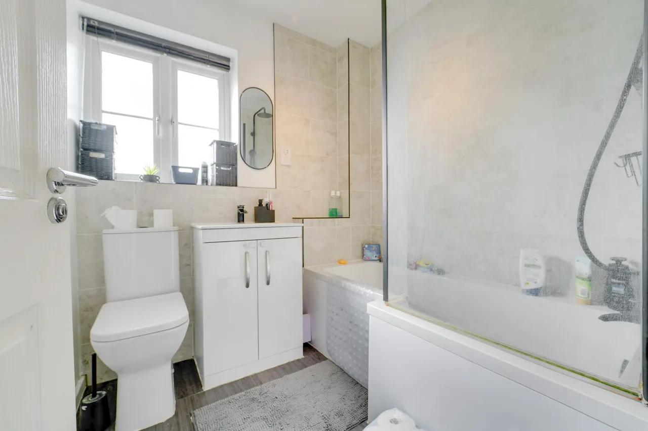 Fiona Way, Bedford, MK41, photo 18