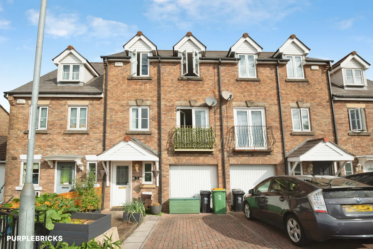 4 bed house for sale, Moorland Gardens, Newport, NP19