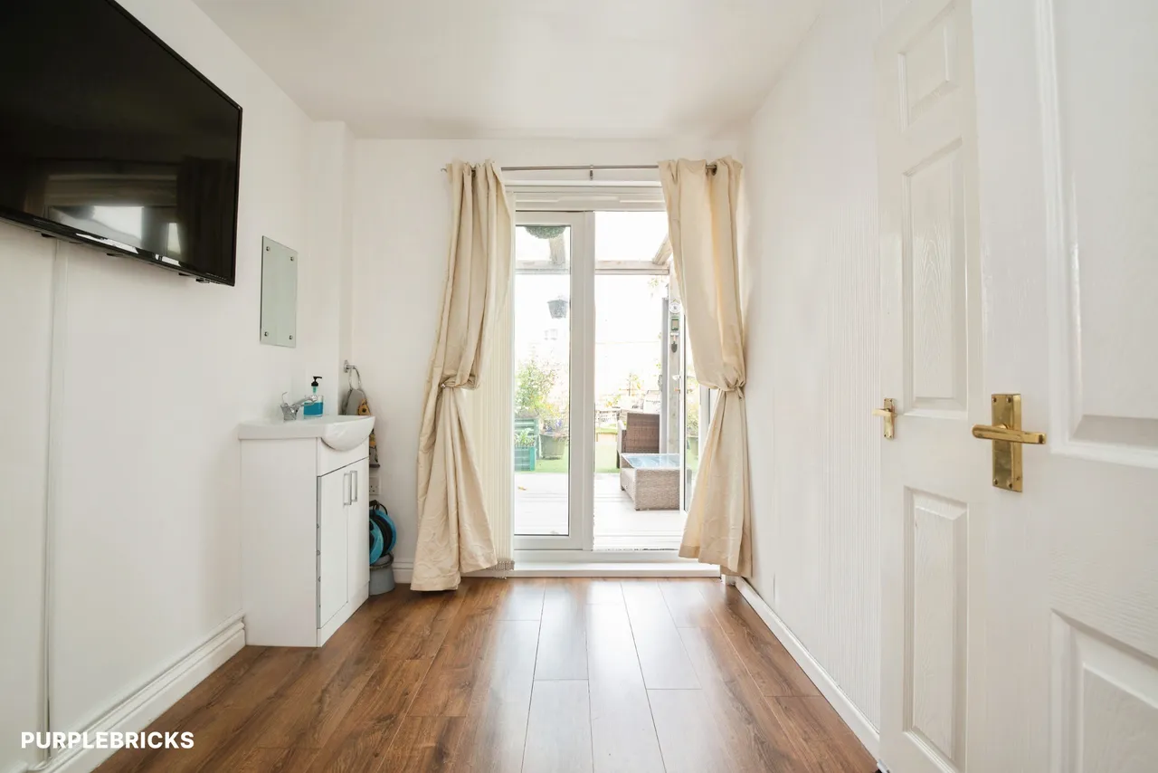 Moorland Gardens, Newport, NP19, photo 27