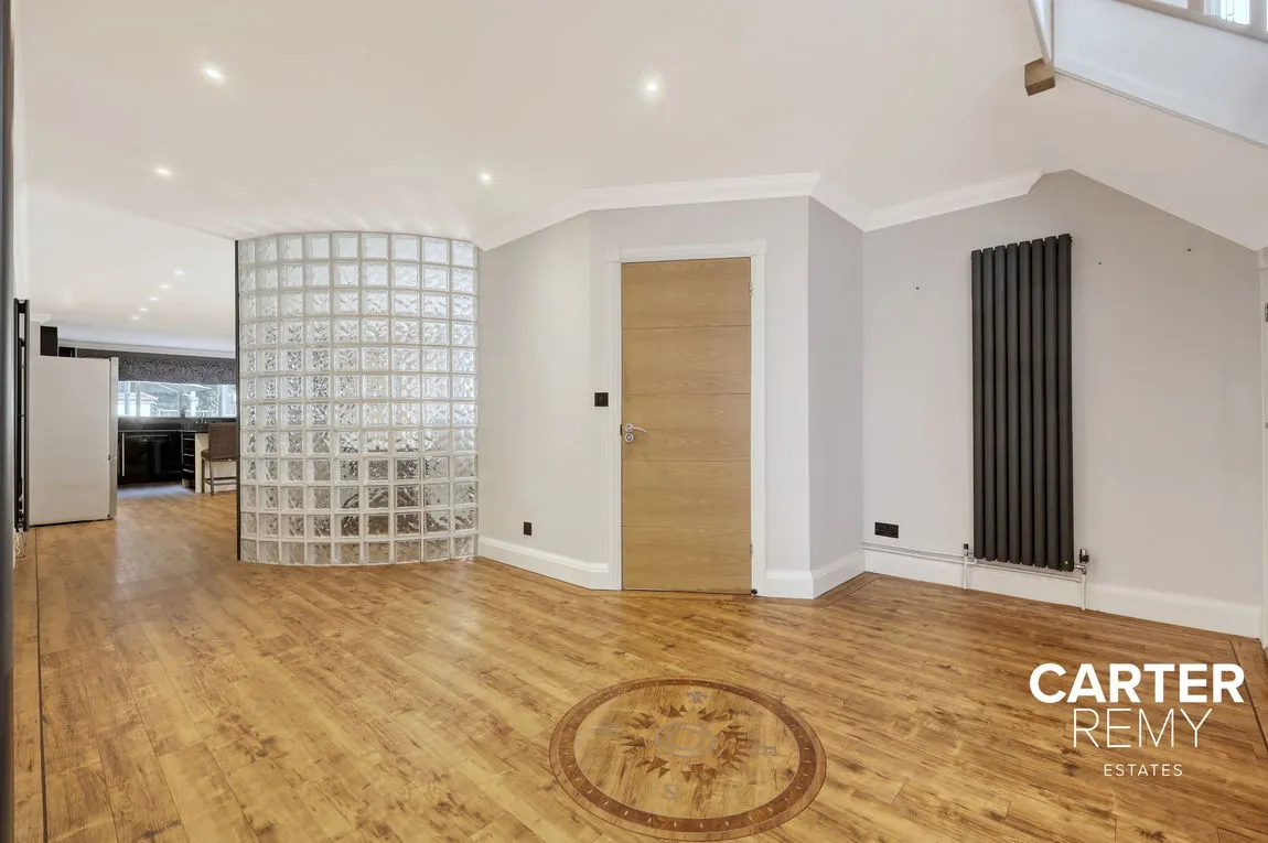 Shipwrights Drive, Benfleet, SS7, photo 11