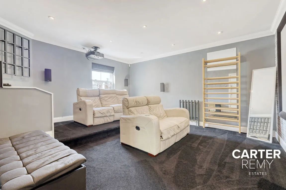 Shipwrights Drive, Benfleet, SS7, photo 18