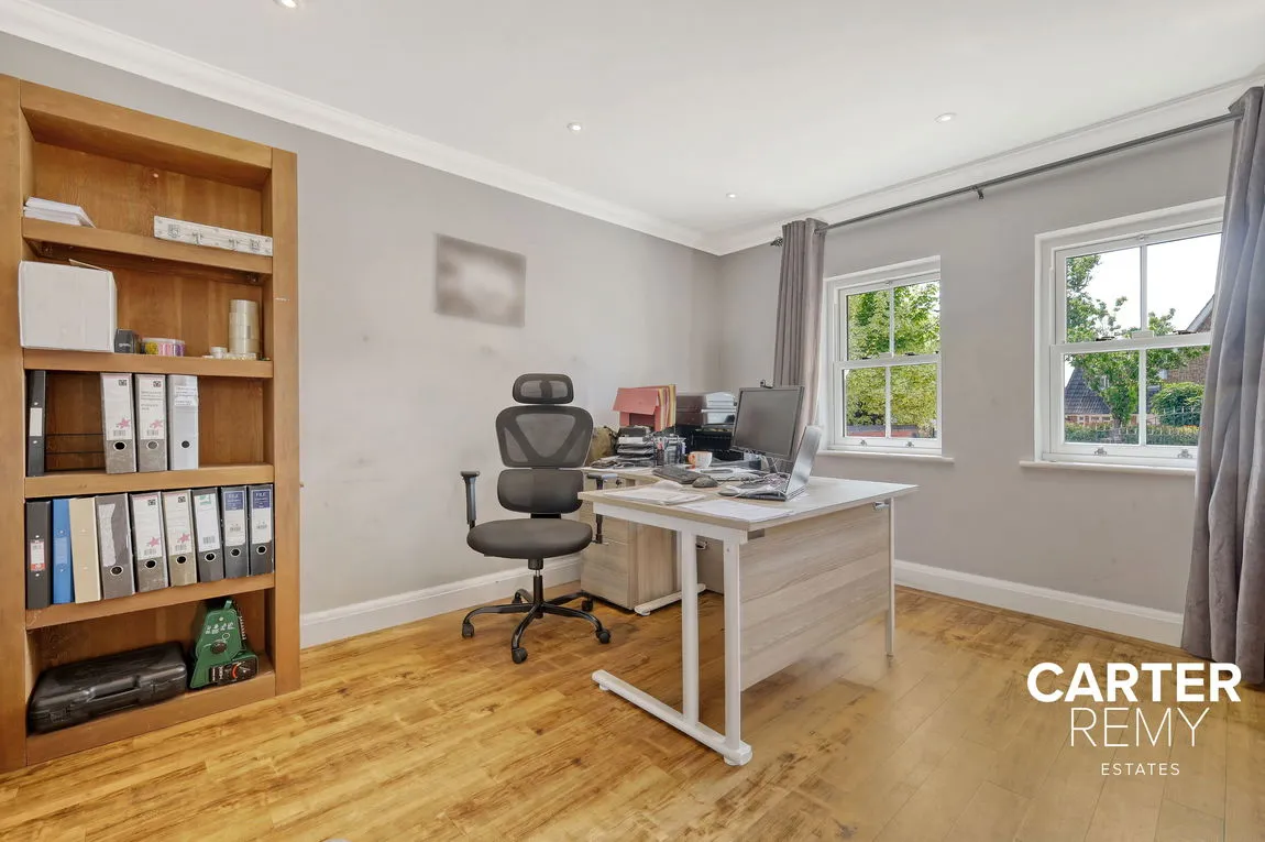 Shipwrights Drive, Benfleet, SS7, photo 6