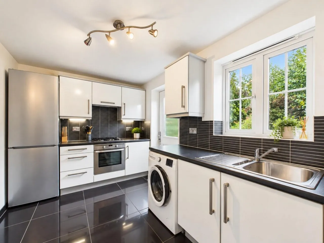 Hickory Lane, Almondsbury, BS32, photo 5