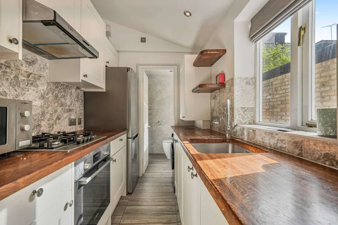 Crown Road, Twickenham, TW1 3EQ, photo 3
