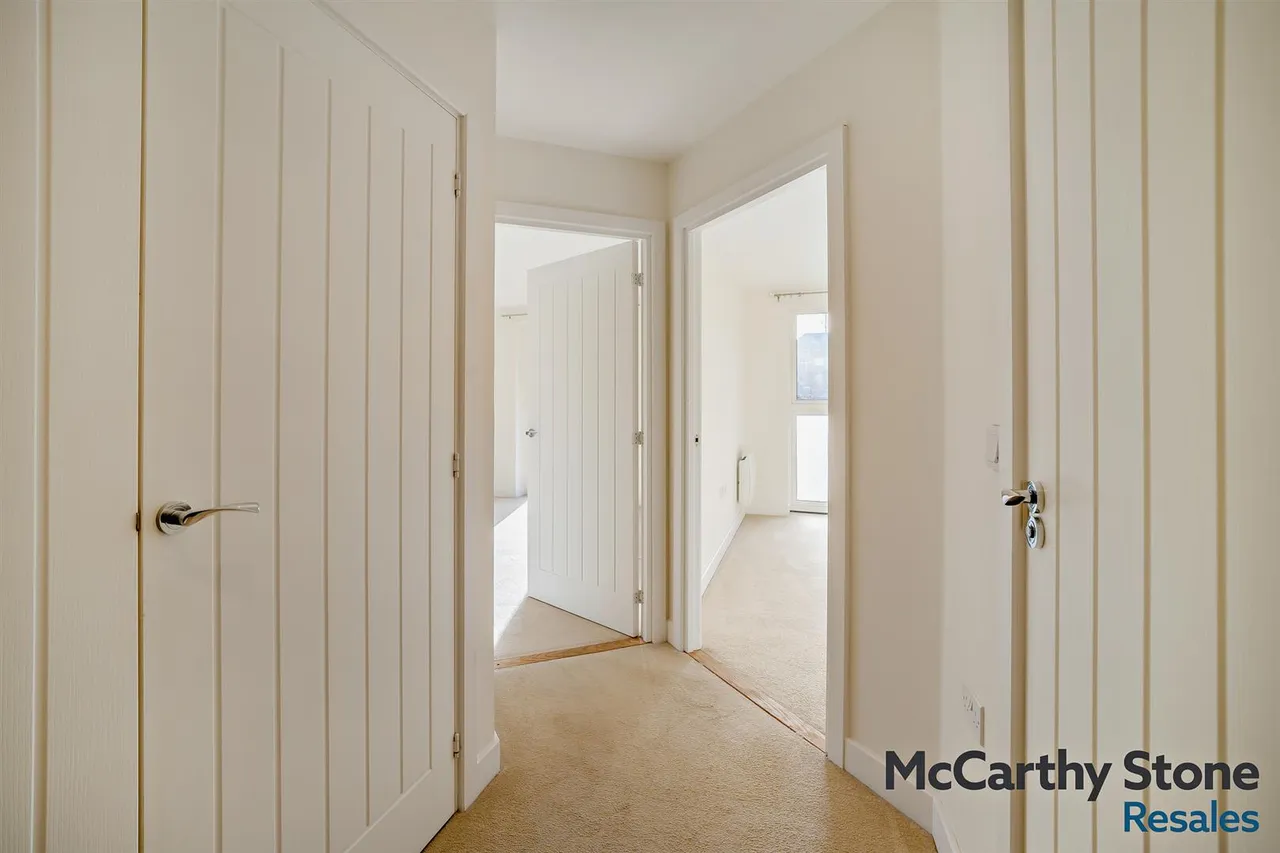 Barley Place, Blandford St. Mary, DT11, photo 13