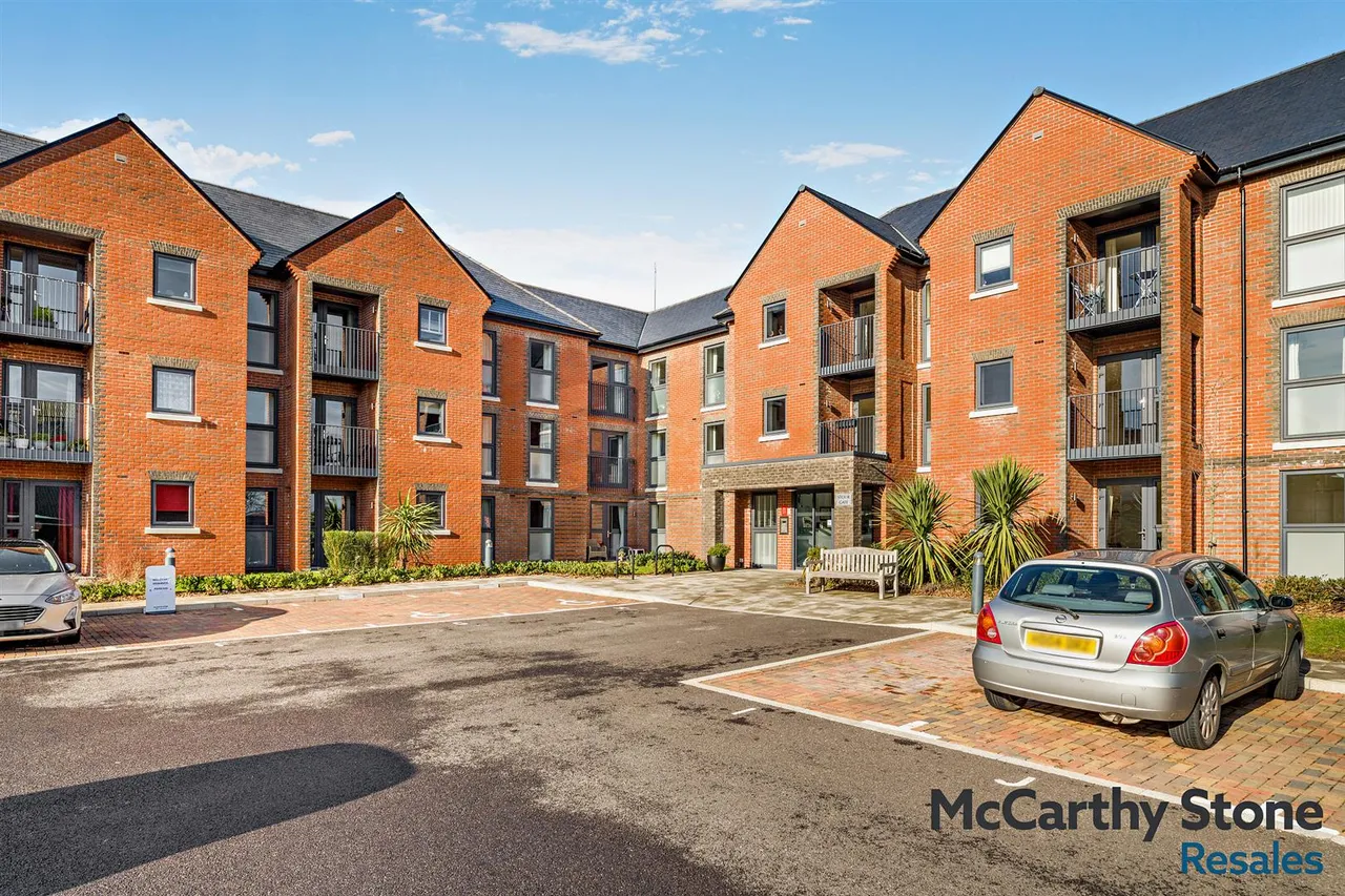 Barley Place, Blandford St. Mary, DT11, photo 24