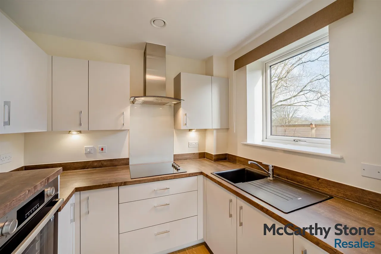 Barley Place, Blandford St. Mary, DT11, photo 29