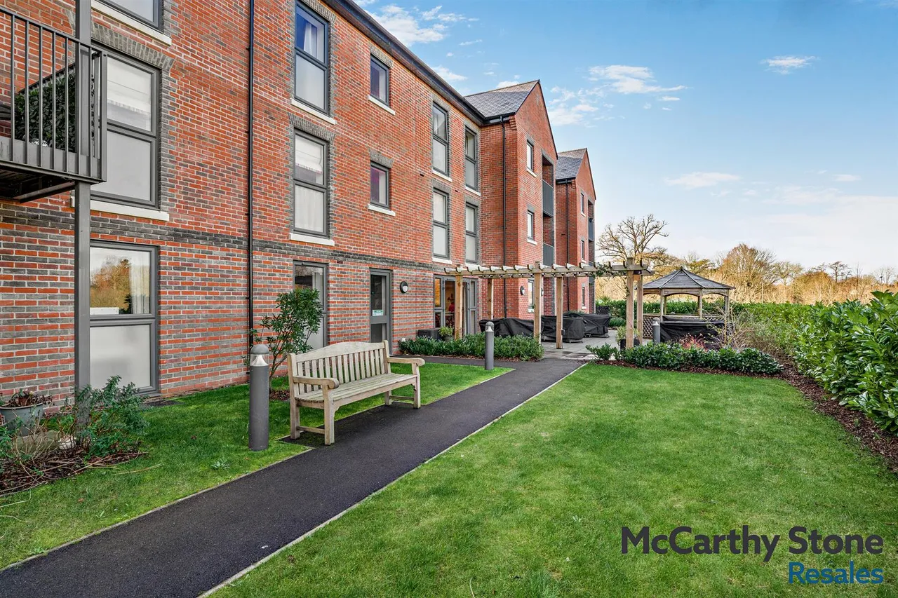 Barley Place, Blandford St. Mary, DT11, photo 26