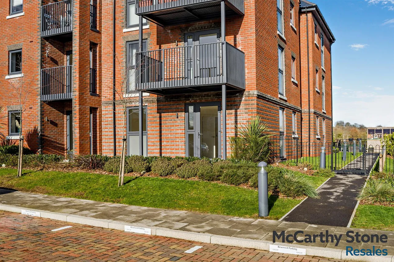 Barley Place, Blandford St. Mary, DT11, photo 19