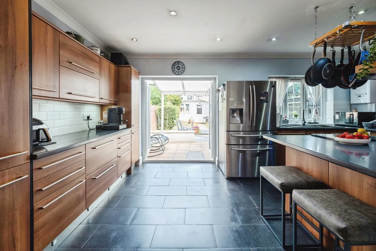 Downshall Avenue, ILFORD, Essex, IG3, photo 6