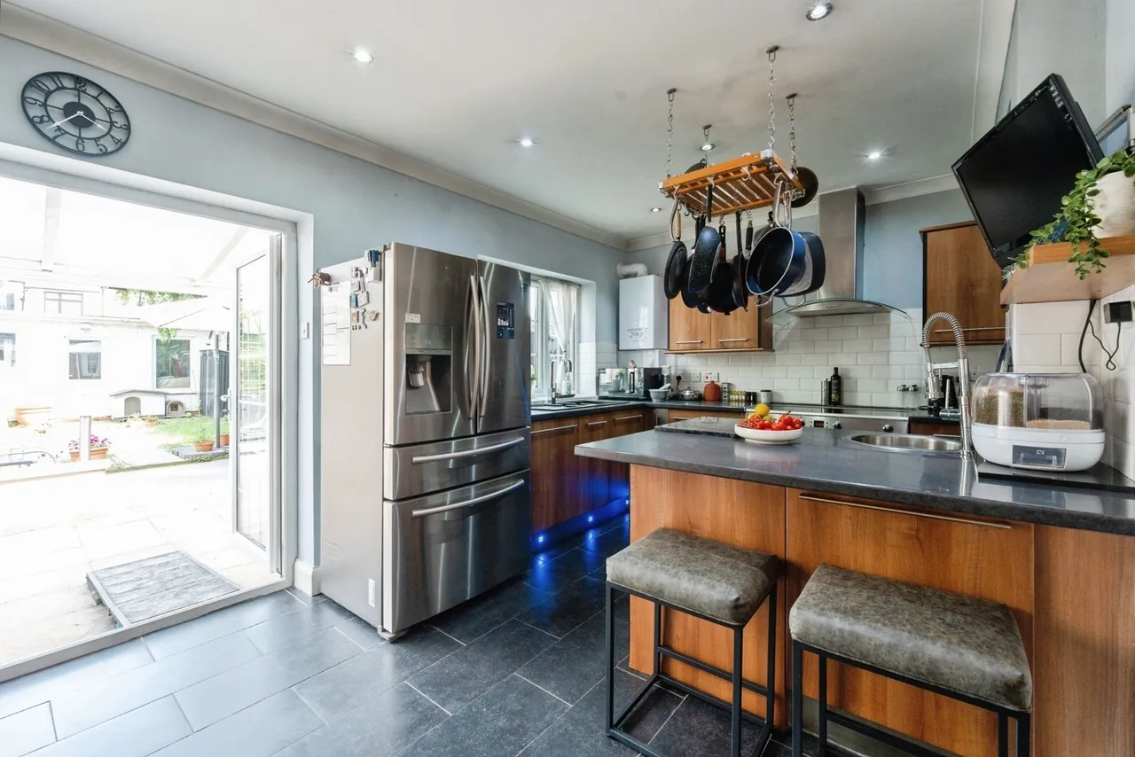 Downshall Avenue, ILFORD, Essex, IG3, photo 20