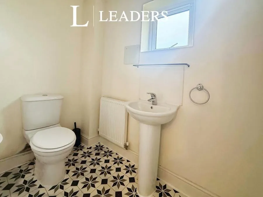 Longhorn Avenue, Gloucester, GL1, photo 10