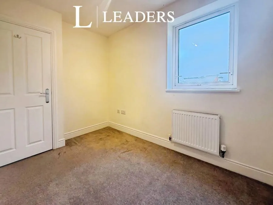 Longhorn Avenue, Gloucester, GL1, photo 9