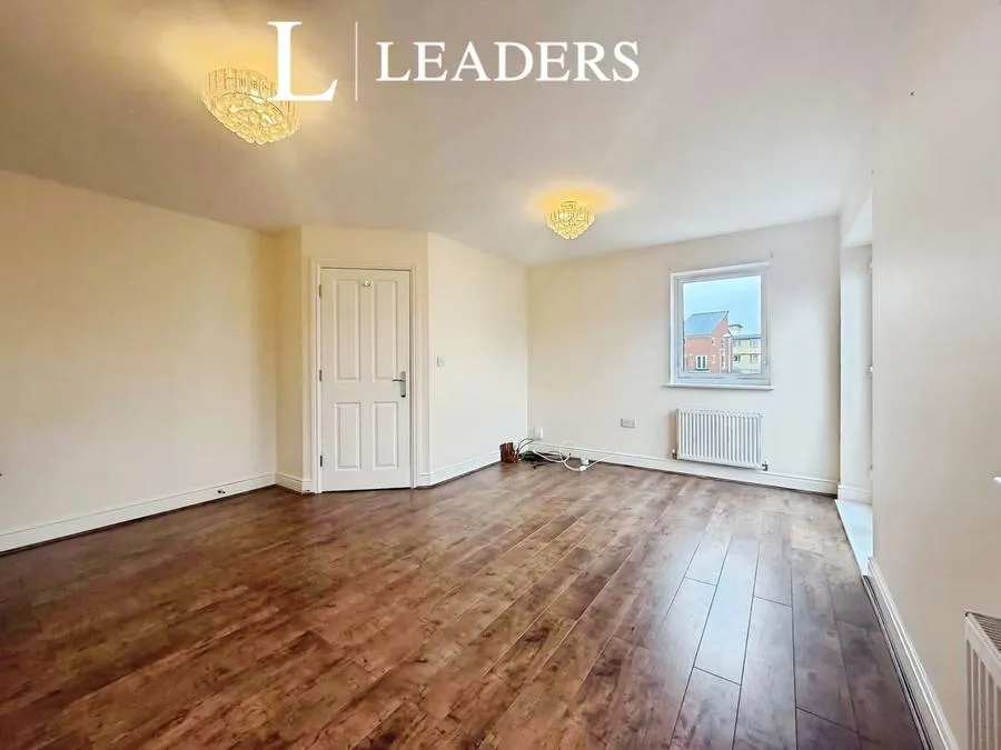 Longhorn Avenue, Gloucester, GL1, photo 12