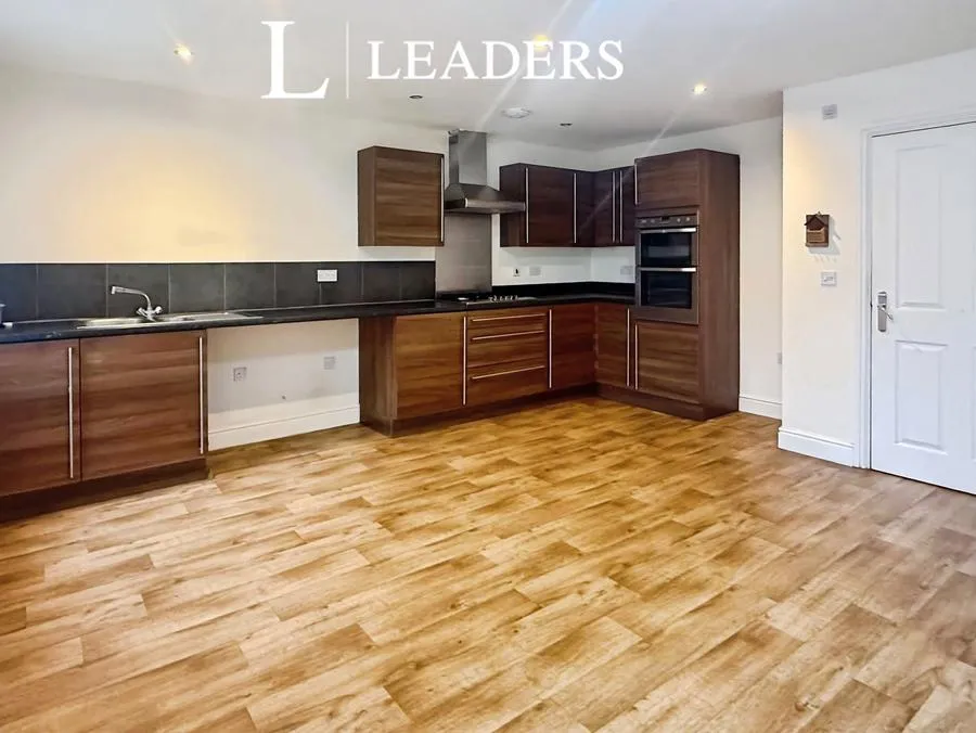 Longhorn Avenue, Gloucester, GL1, photo 5