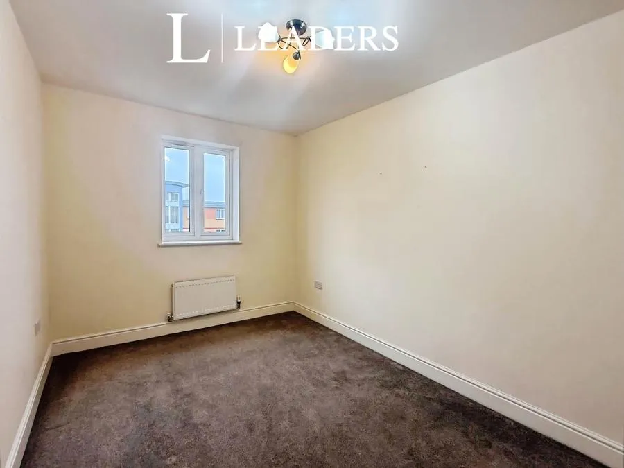 Longhorn Avenue, Gloucester, GL1, photo 13