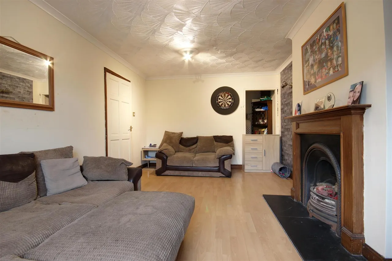 Seaside Road, Aldbrough, photo 4