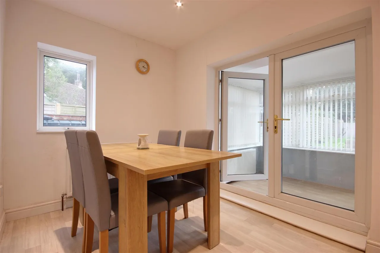 Seaside Road, Aldbrough, photo 11