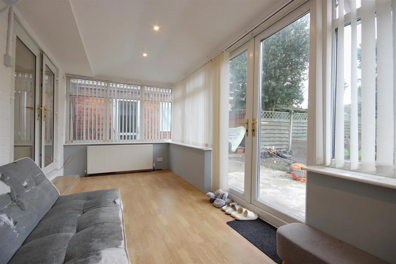 Seaside Road, Aldbrough, photo 13