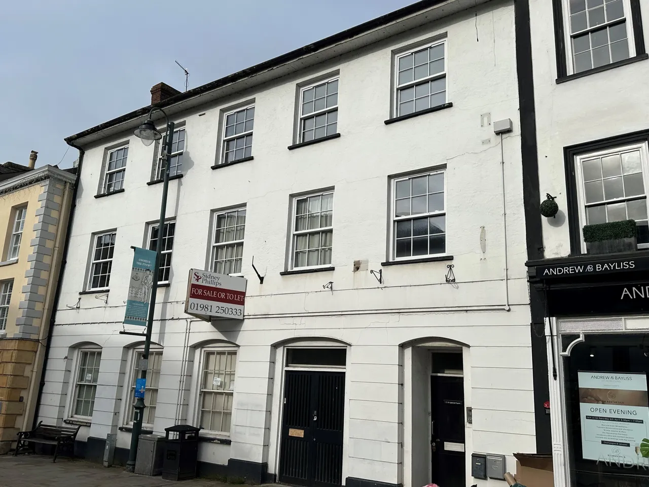 1 bed flat to rent, Agincourt Square, Monmouth, NP25