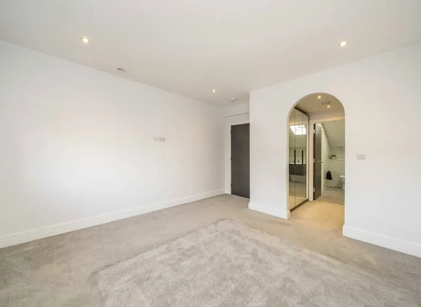 Bridge Lane, Golders Green, NW11, photo 7
