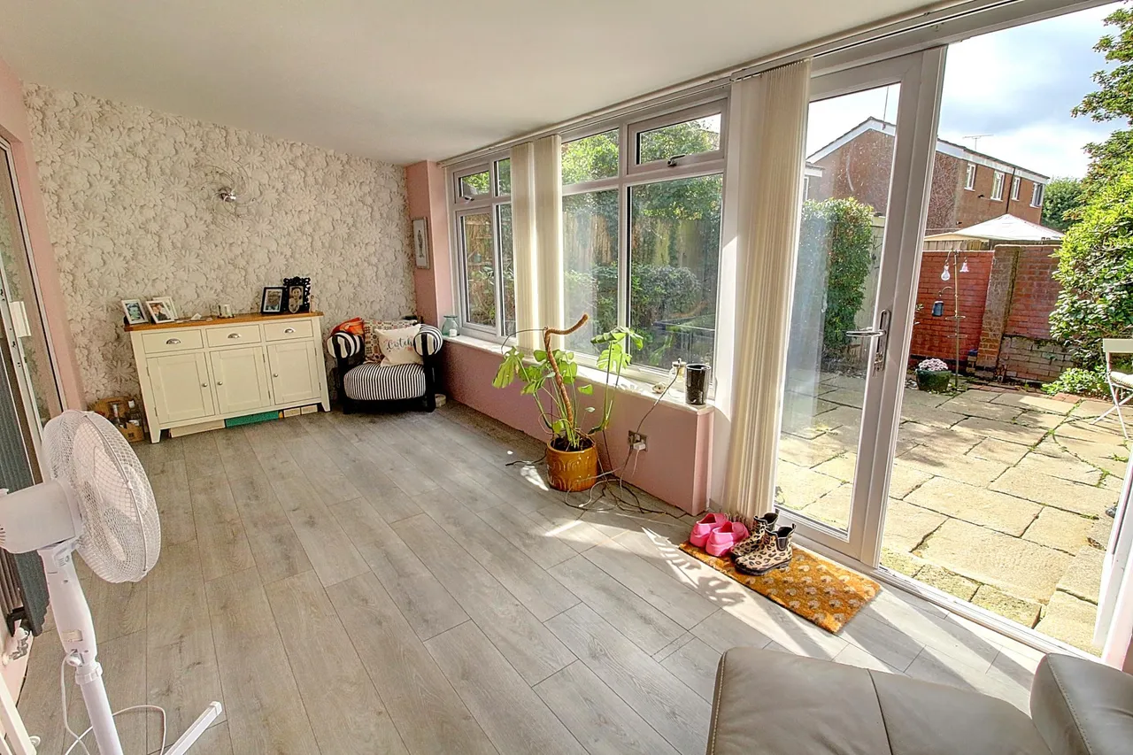Elgar Close, Nuneaton, CV11, photo 8