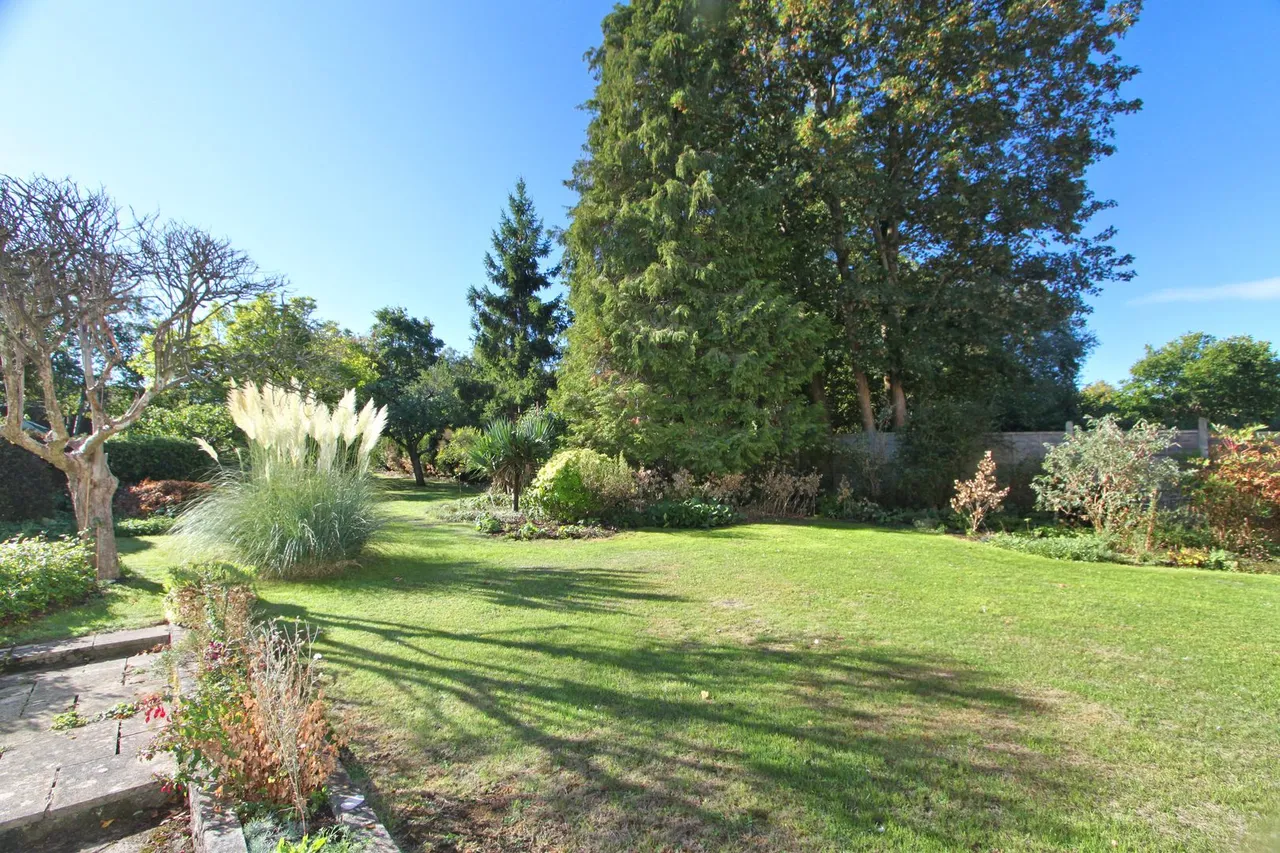 Park Road, Thornbury, photo 4