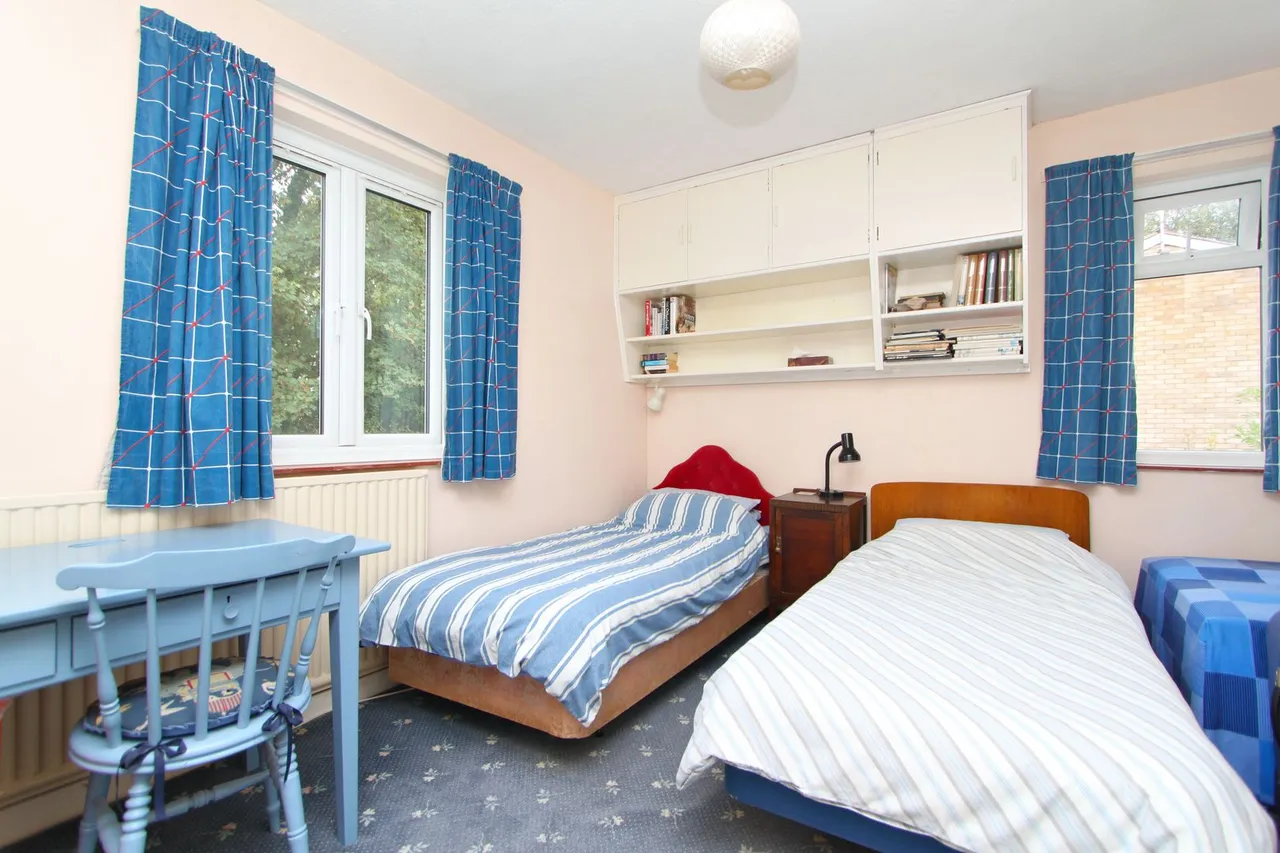 Park Road, Thornbury, photo 17