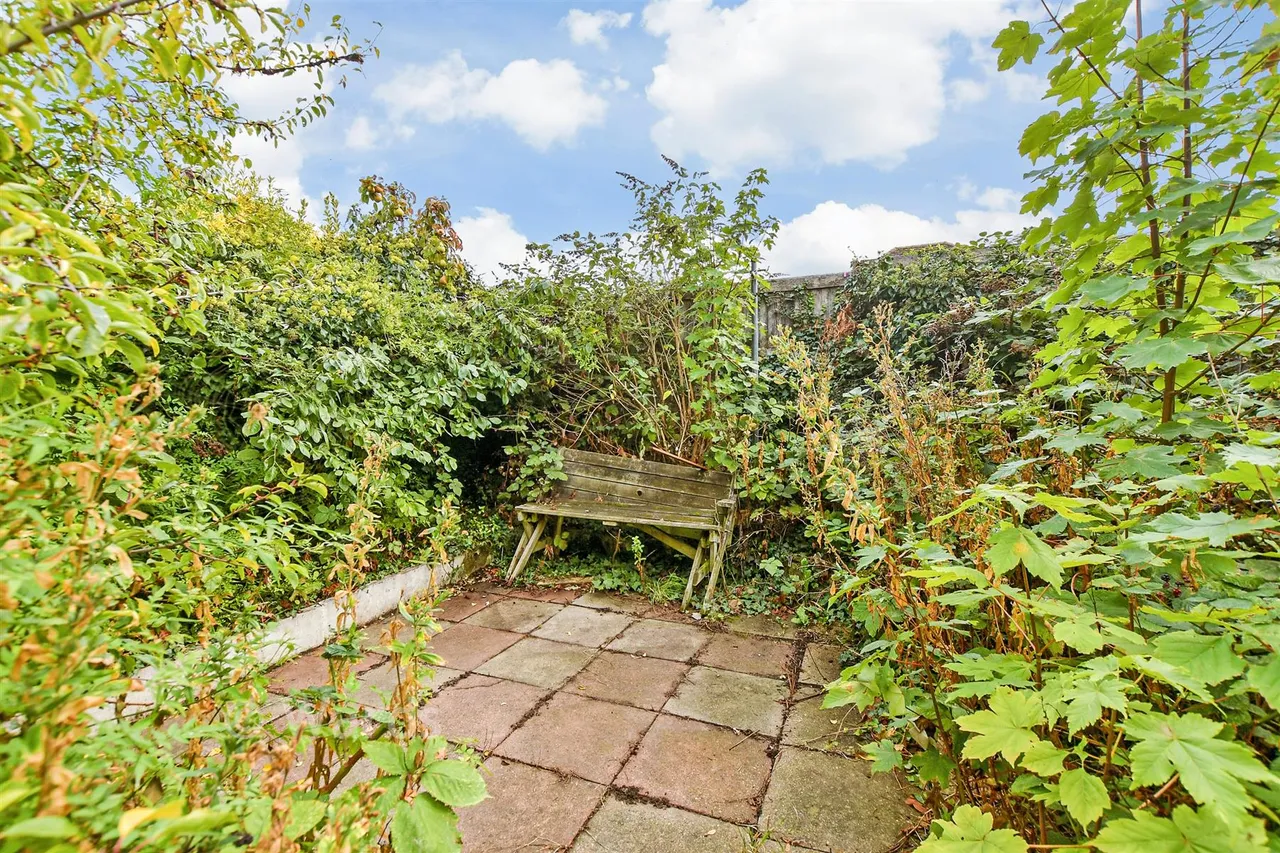 Wyndham Avenue, Cliftonville, CT9, photo 3