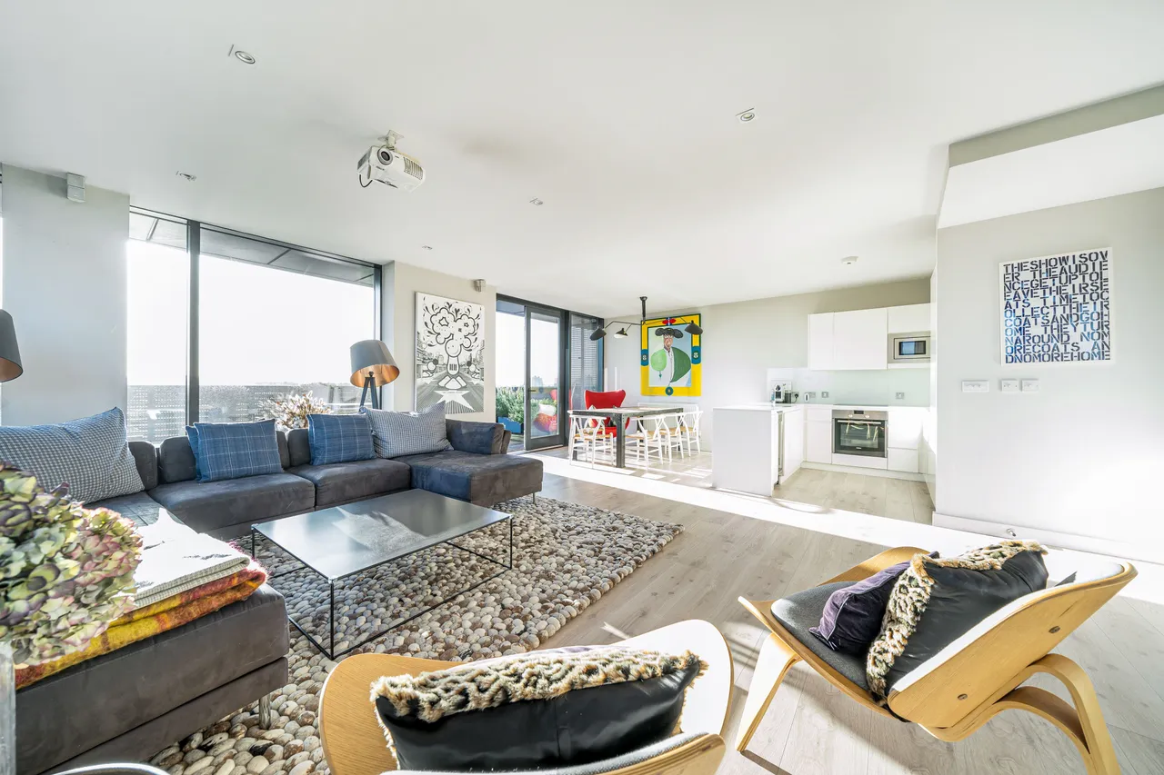 2 bed flat for sale — Flat 704, 22 Amelia Street, London