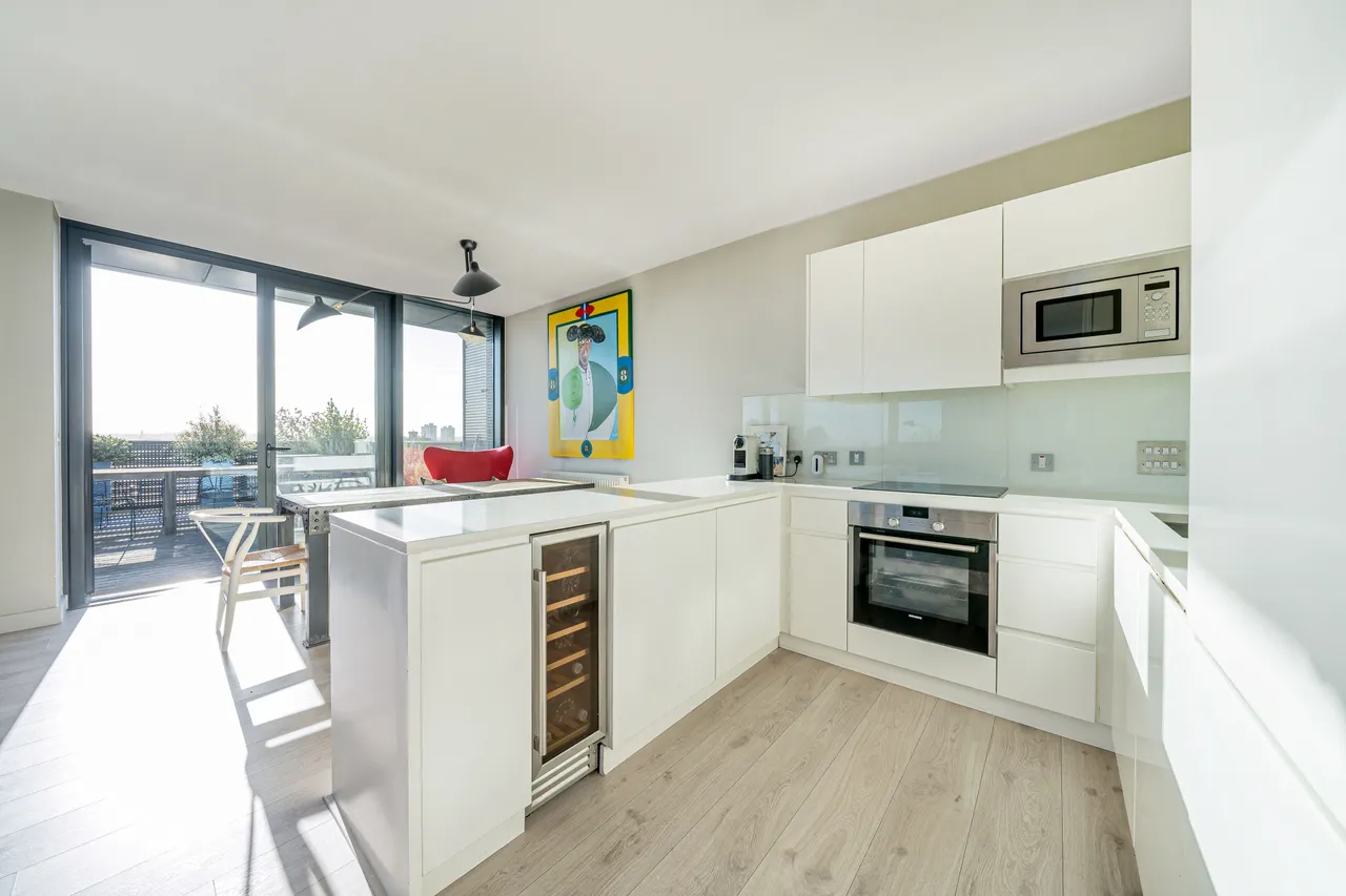 Flat 704, 22 Amelia Street, London, photo 5