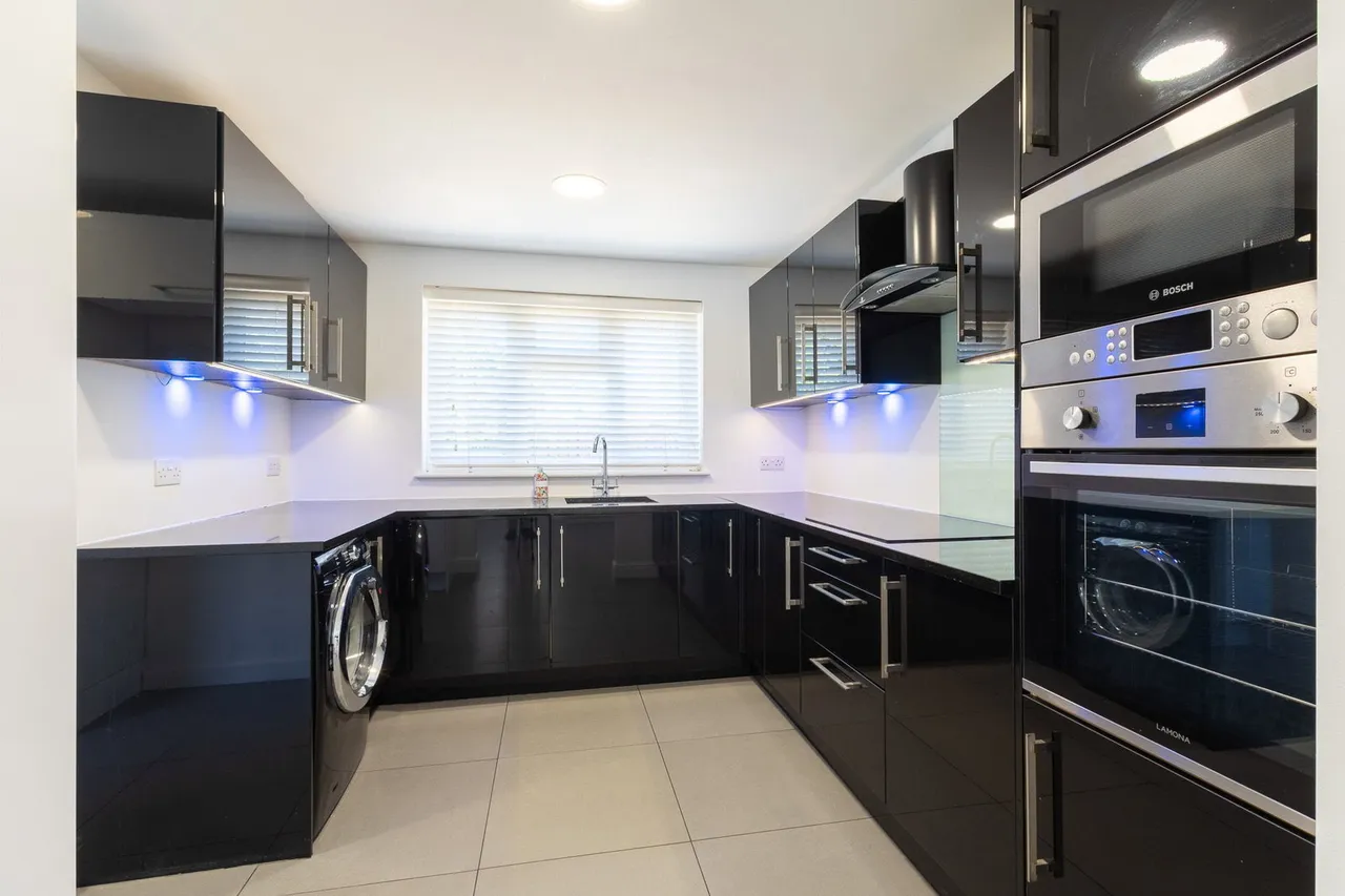 Sundridge Road, Woking, GU22, photo 7