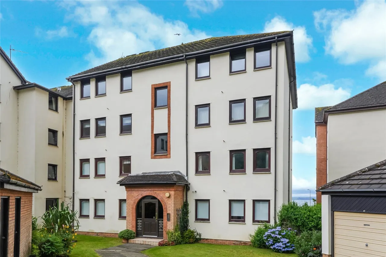 Hollywood, Largs, North Ayrshire, KA30, photo 13