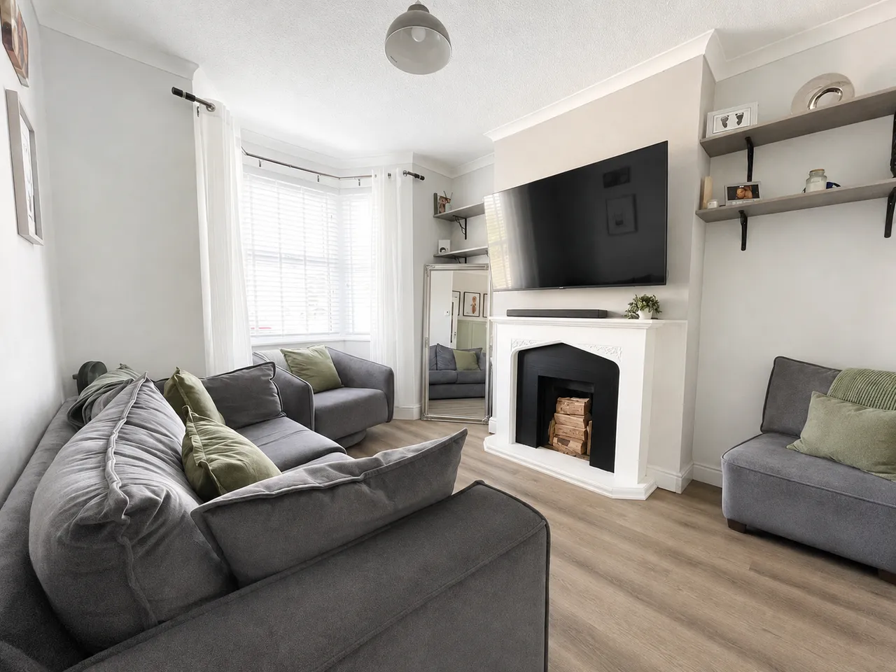 North Road, Queenborough, ME11, photo 3