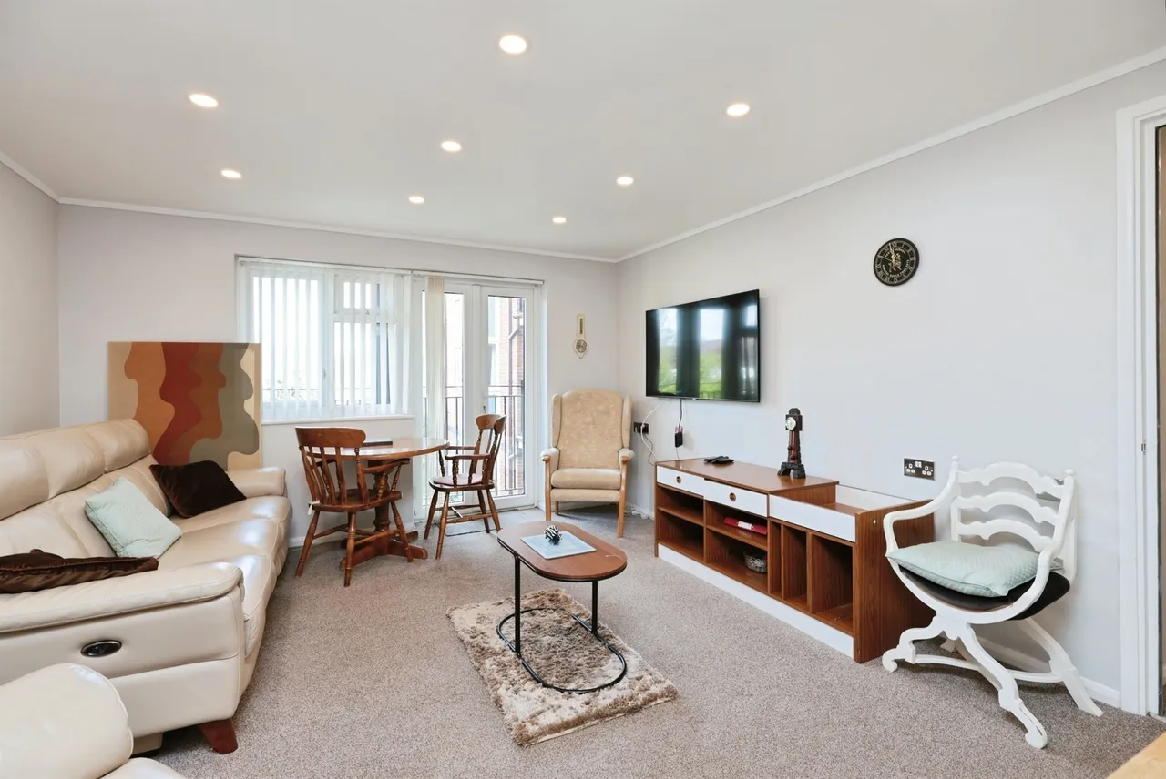 Furzehill Road, Borehamwood, WD6, photo 3