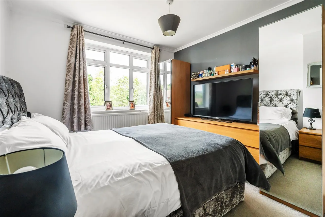 Cock Lane, Fetcham, KT22, photo 12
