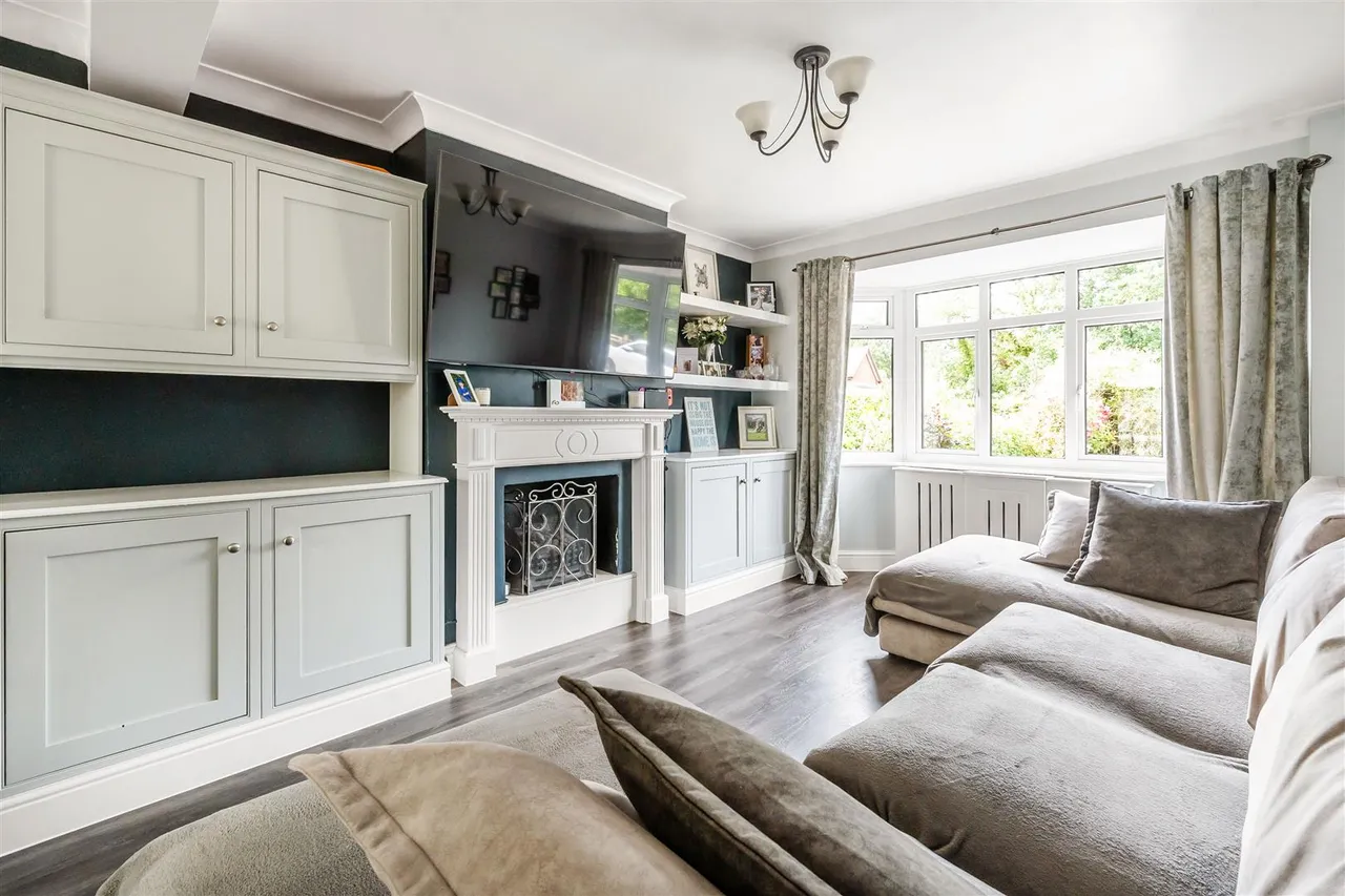 Cock Lane, Fetcham, KT22, photo 4