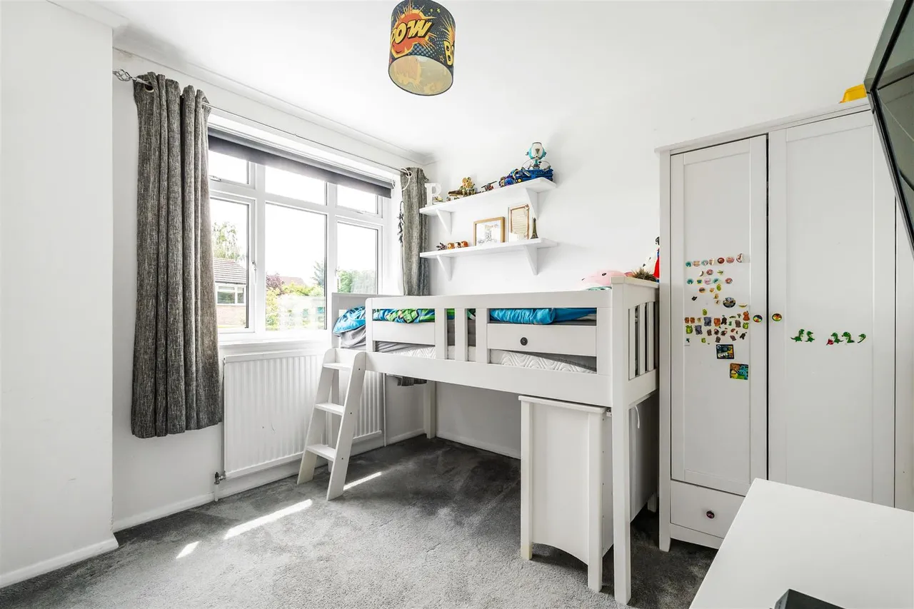 Cock Lane, Fetcham, KT22, photo 13