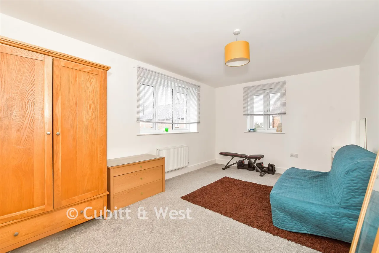Priors Orchard, Southbourne, PO10, photo 5