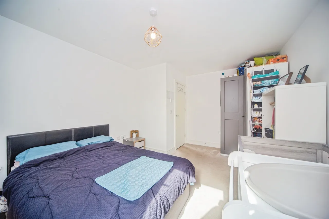 Meridian Way, Southampton, photo 10