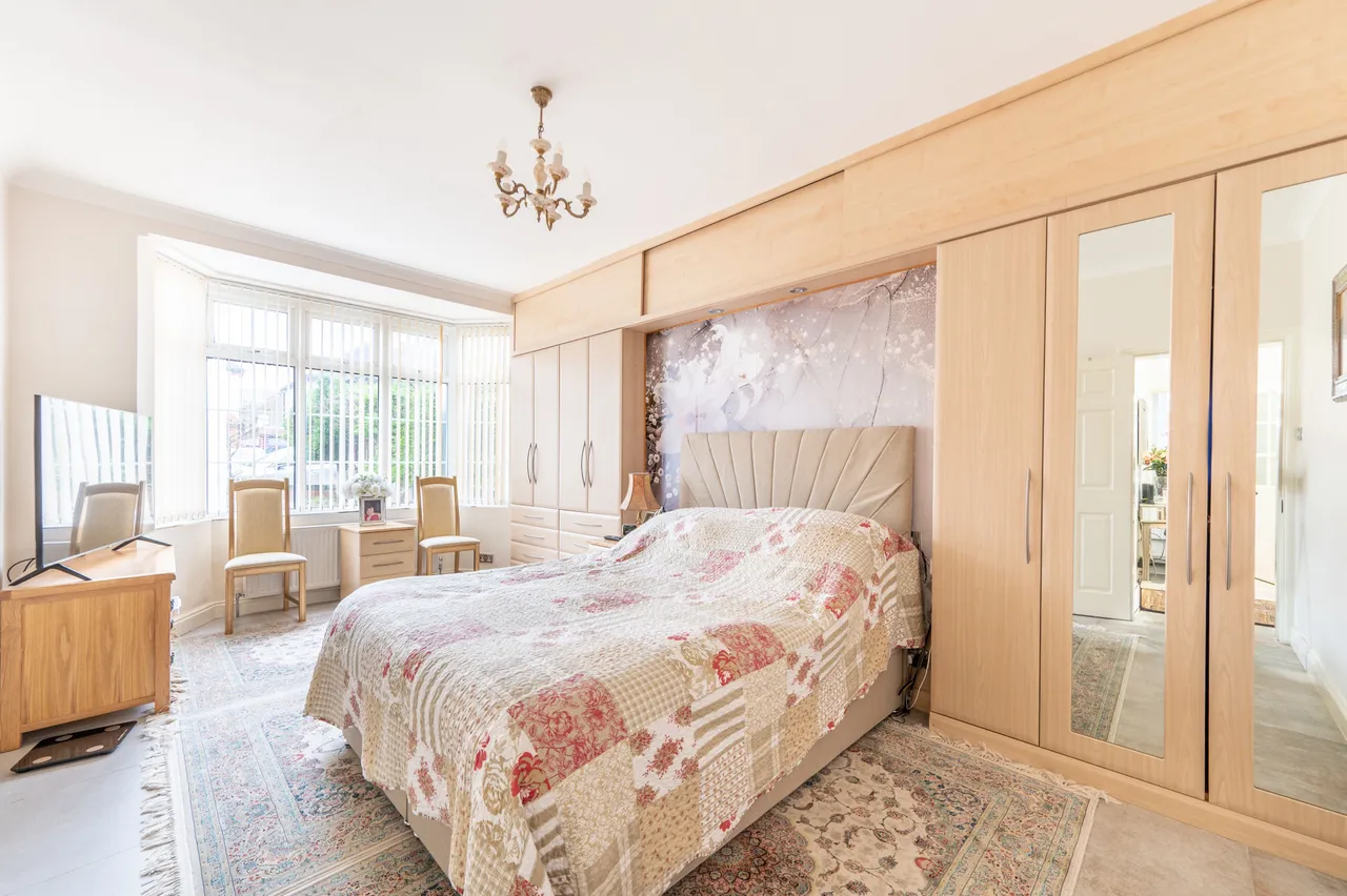 218 Chamberlayne Road, London, photo 10