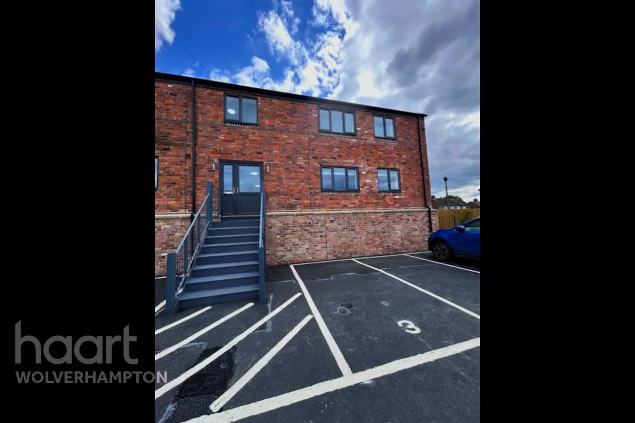 Wimblebury, Cannock, WS12, photo 2